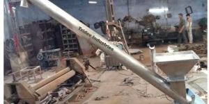 Vertical Screw Conveyor Machine