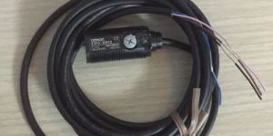 Omron Photoelectric Sensor