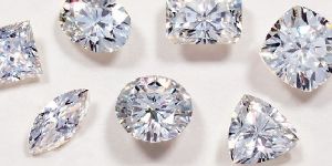 Colorless Moissanite Diamond