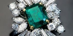 Emerald Diamond Ring