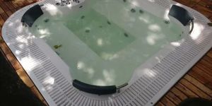 Jacuzzi Pool