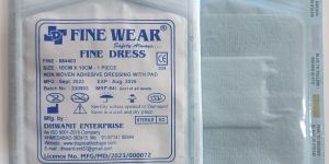 10 X 10CM NON WOVEN ADHESIVE DRESSING PAD