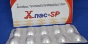 Aceclofenac Paracetamol Serratiopeptidase Tablet