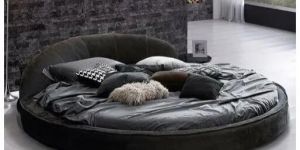 Full Size Wooden Round Bed