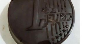 Dark Round Chocolate