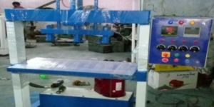 Single Cylinder Double Die Paper Plate Making Machine