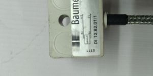 Baumer di 12.82.01/1 inductive proximity sensor