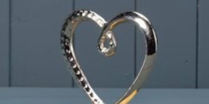 Mari Christmas Tree Heart