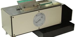 AUTOMATIC NAME PLATE FEEDING DEVICE