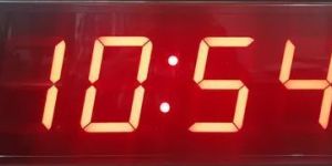 NTP Synchronized Digital Clock