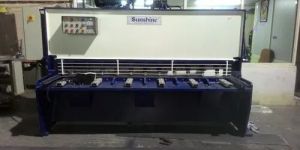 Sheet Metal Cutting Machine
