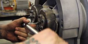 Vacuum Pump Repairing Services