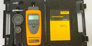 Fluke Tachometer