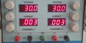 DC Regulated Dual Power Supply