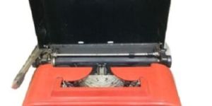 Manual Typewriter