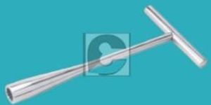 Cannulated Socket Wrench