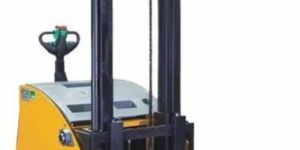 KION Counter Balanced Stacker