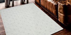 MRIC-120 Woolen Handloom Rugs