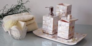 Stylish Glossy Mop Bathroom Set