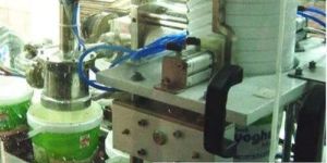 Ice Cream Tub Filling Machine