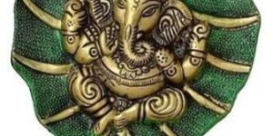 Metal Traditional Wall Hanging