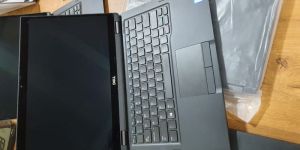 Dell Latitude 7390 Laptops