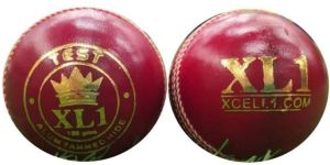 XL 1 Test Red Leather Ball