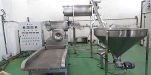 Macroni Making Machine