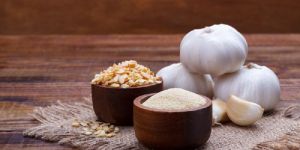 Dehydrated Garlic Flakes