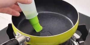 Silicone Oil Dispenser