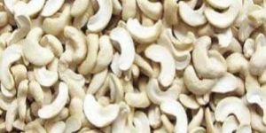 SW180 Split Cashew Nuts