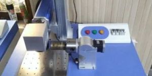 CO2 Laser Cutting Machine
