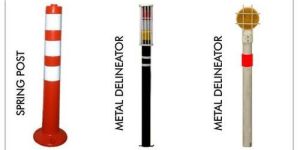 Traffic Delineator Posts