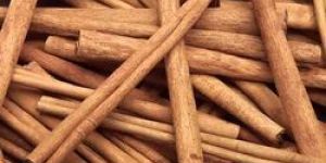 Dry Cinnamon Sticks