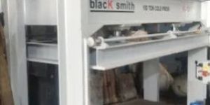 Vacuum Membrane Press Machine