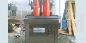 Semi Automatic Two Head Liquid Filling Machine