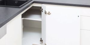 Soft Close Hinge