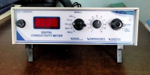 Digital Conductivity Meter