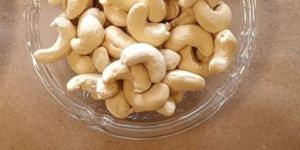 W400 Cashew Nut