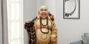 Laughing Buddha Statue