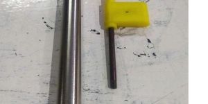 INTERNAL THREADING BORING BAR