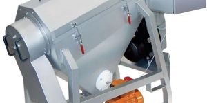 Mango Pulp Extraction Machine