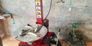 Tyre Changer Machine