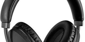 Wireless Black Headphones