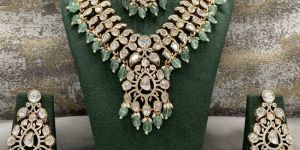 Pure Brass Real Kundan Carat Plated Heavily Stuffed Necklace Set