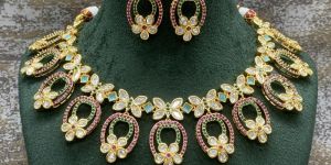 Real Kundan Floral Shaped Necklace Set