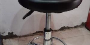 Hydraulic Lab Stool