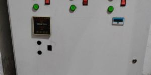 KNITTING MACHINE PANEL