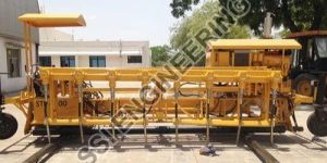 Concrete Paver Finisher Machine