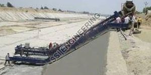 Industrial Concrete Canal Lining Paver Machine